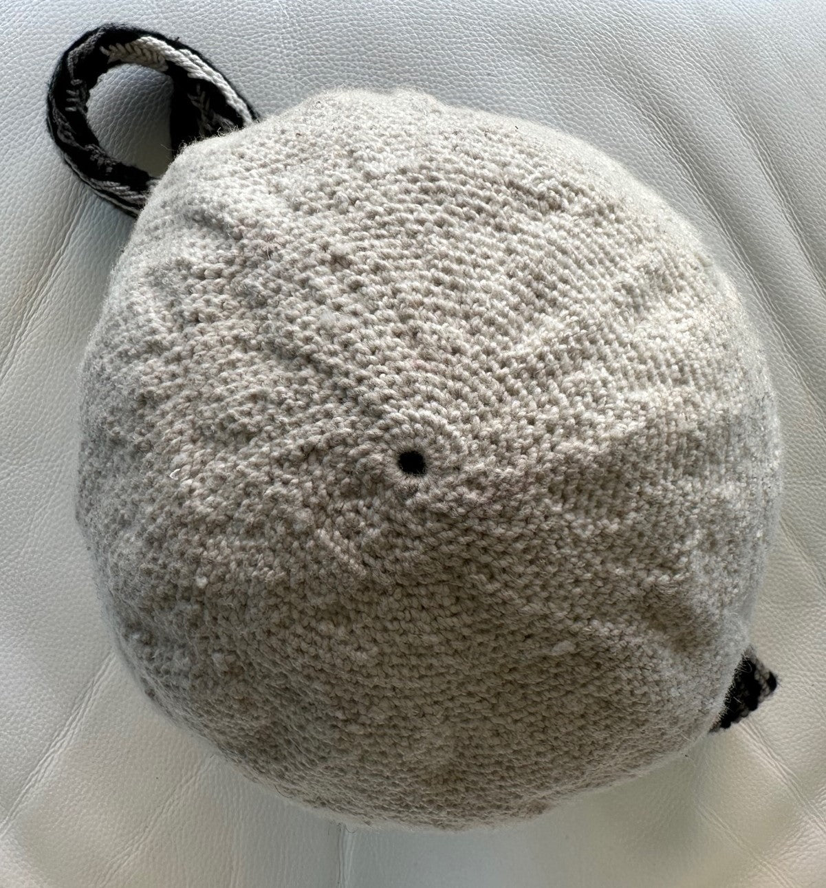 ARHUACO mochila crossbody bag - Colombian Sierra Nevada native Arhuaco hand crocheted wool cotton