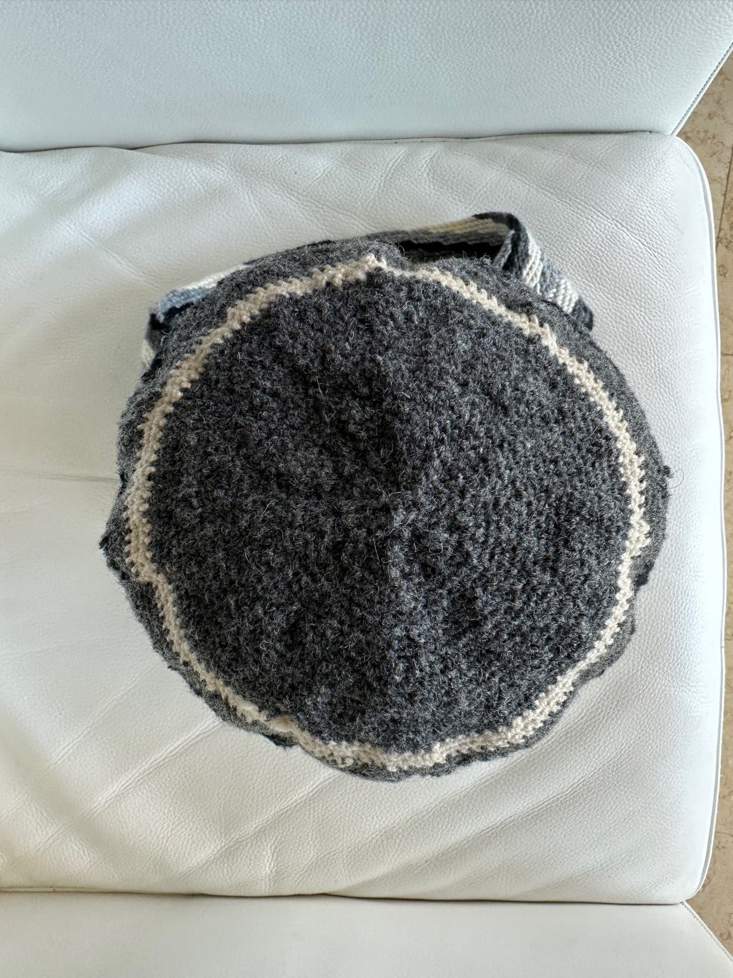 ARHUACO mochila crossbody bag - Colombian Sierra Nevada native Arhuaco hand crocheted wool cotton