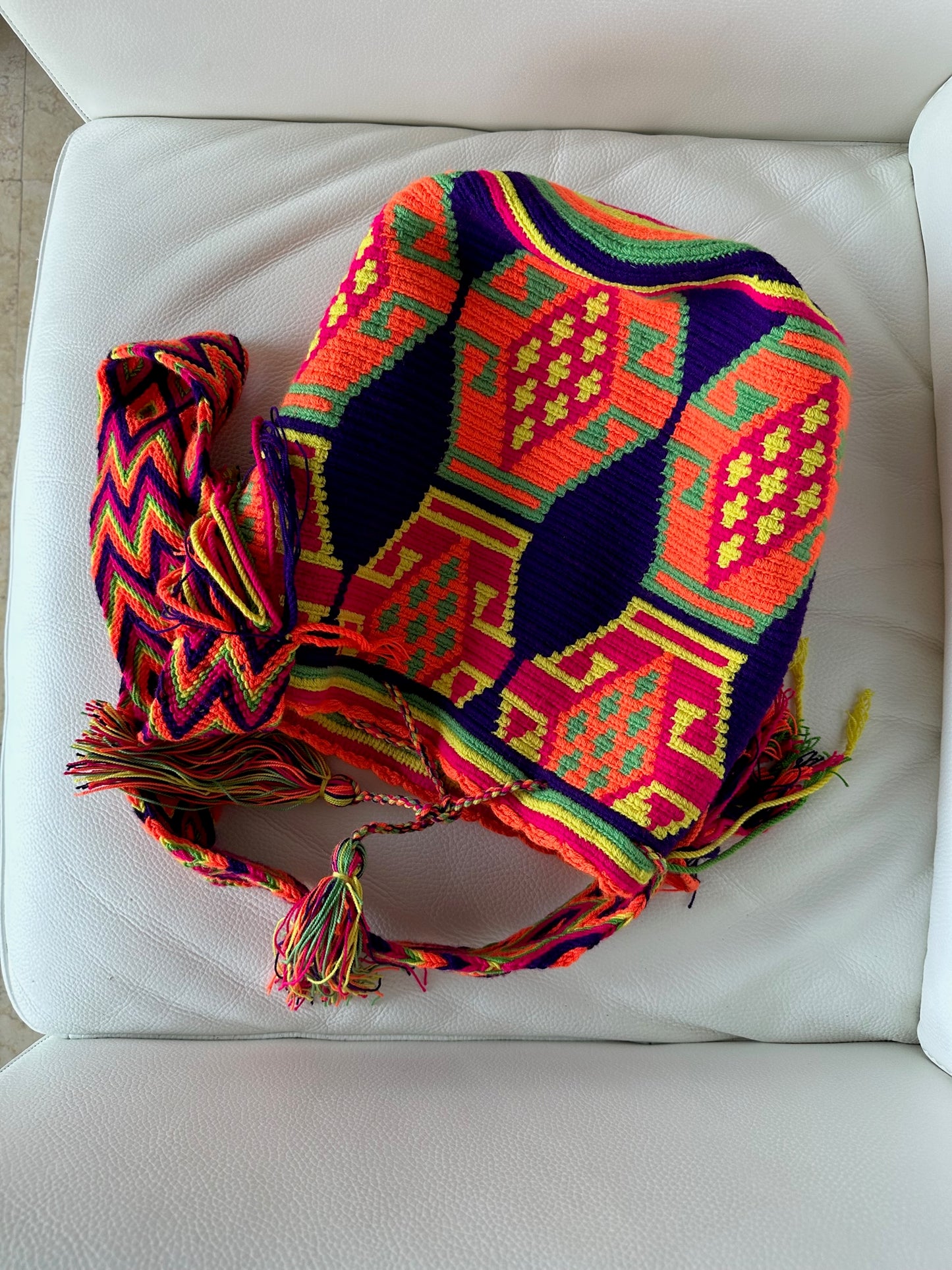 WAYUU mochila crossbody bag - Colombian Guajira desert native Wayuu hand crocheted cotton