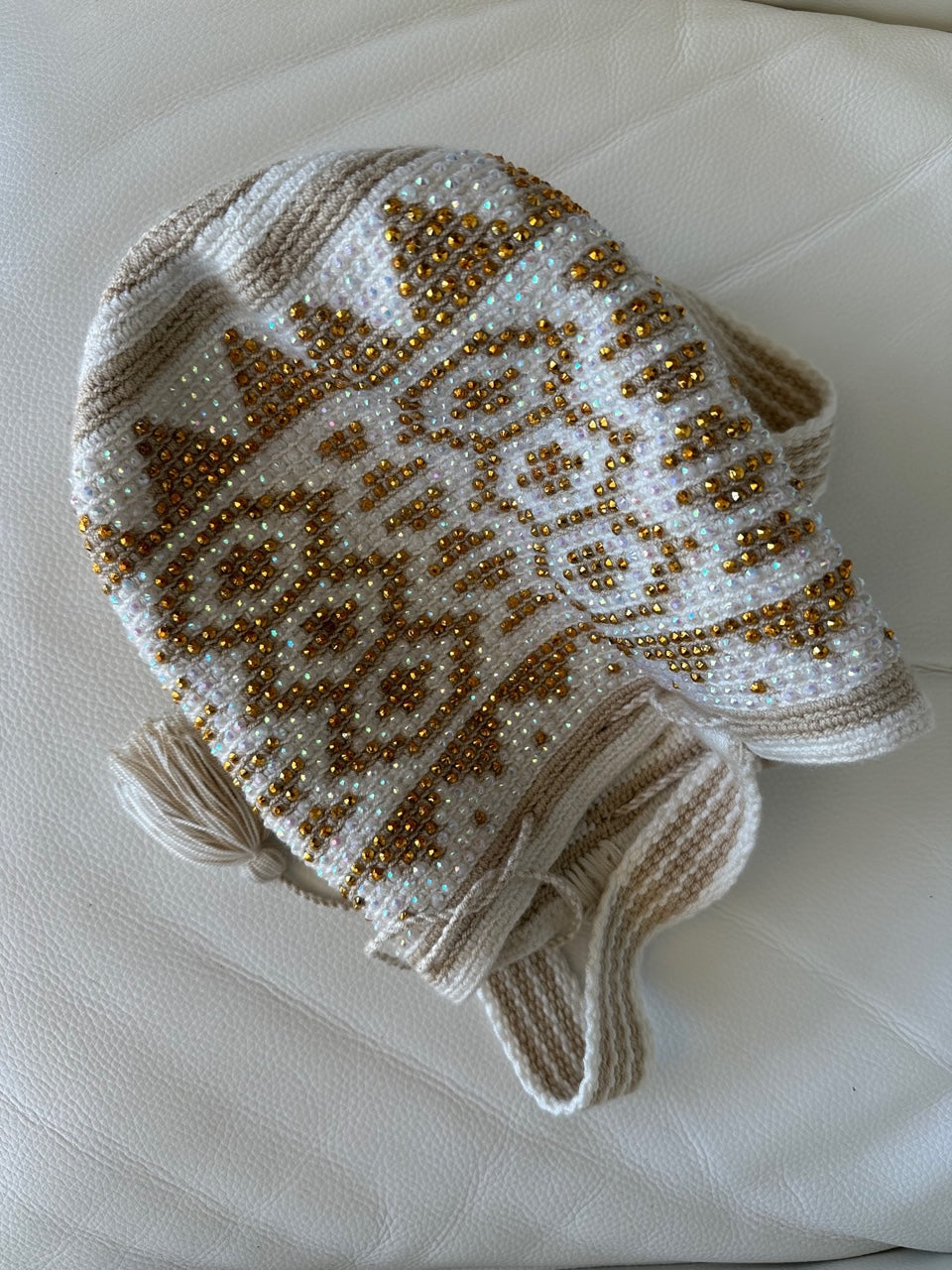 WAYUU mochila crossbody bag, rhinestone studded - Colombian WAYUU hand crocheted cotton